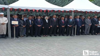 Bakan Göktaş ve Yerlikaya 15 Temmuz Şehitliğindeki anma törenine katıldı