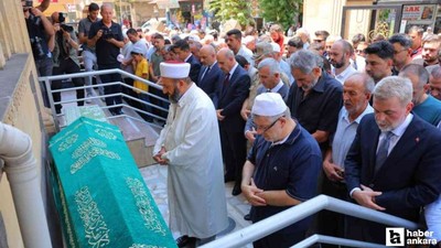 Ankara'daki bina yangınında vefat eden anne ve oğlu defnedildi
