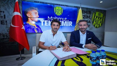 Mahmut Tekdemir takımda kaldı