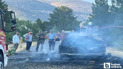 Beypazarı'nda saman yüklü römork yandı!