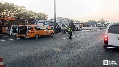 Ankara'dan yola çıkan tır bariyere girdi yol trafiğe kapandı!