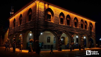Kuraklıktan ve yangınlardan korunmak için başkentte camilerde dua edildi