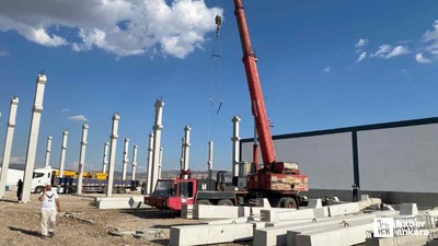 Kahramankazan'da iş kazasında genç işçi beton kolonun altında kaldı