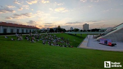 Ankara'da açık hava sineması: Yemyeşil çimlerin üzerinde, yıldızların altında!