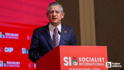 Özgür Özel, Gürsel Tekin'in partiden ihraç edildiğini açıkladı