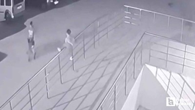 Polatlı'da korkuluklardan düşen küçük çocuk ağır yaralandı