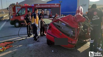 Ankara'ya gelen araç Niğde-Pozantı Otoyolu'nda kaza yaptı!
