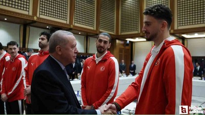 Cumhurbaşkanı Erdoğan, A Milli Basketbol Takımı ile bir araya geldi