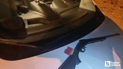 Çorum'da polislerin denetiminde bir araçta ruhsatsız tüfek yakalandı