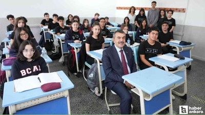Bakan Tekin'den Çankaya'daki Anadolu Lisesine sürpriz ziyaret!