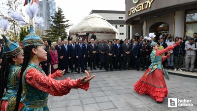 Ankara'ya kardeşliğin simgesi Kazak Yurt Çadırı hediye edildi
