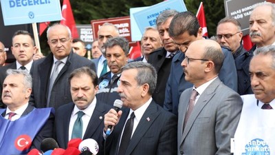 Türkiye KAMU-SEN'den bütçe görüşmeleri öncesi basın açıklaması!