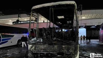 AŞTİ'de park halindeki yolcu otobüsünde yangın çıktı!