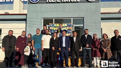 Sincan Belediyesi Yenikent Yüzme Havuzu'nda final müsabakası