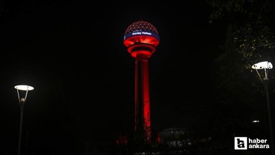 Ankara'nın simgesi Atakule, Kızılay Haftası'nda kırmıza boyandı!