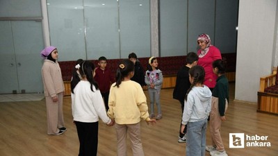 Pursaklar'da oynayarak düşenen, düşünerek öğrenen bir nesil yetişiyor