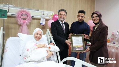 Ankara'da yeni doğan bebeklere Göktaş ve Yumaklı'dan ziyaret