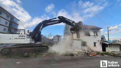 Altındağ Belediyesi metruk yapıları yıkmaya devam ediyor