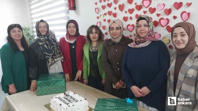 Pursaklar  Belediyesi kursiyerleri, Öğretmenler Günü'nü kutladı!