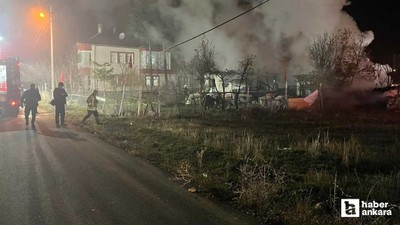 Çubuk'ta zihinsel engelli üç kardeşin yaşadığı ev yangında kül oldu