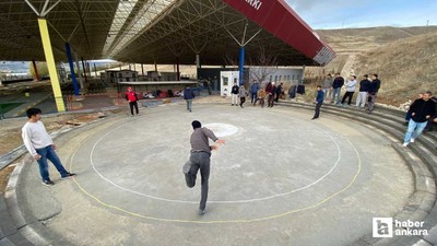 Orta Asya geleneği Aşık-Ordo Gölbaşı'nda yaşatılıyor