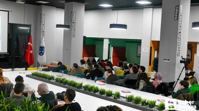 Zafer Genç Akademi'de 'Anavatan Rumeli'den Yeni Vatan Ankara'ya' Konferansı!