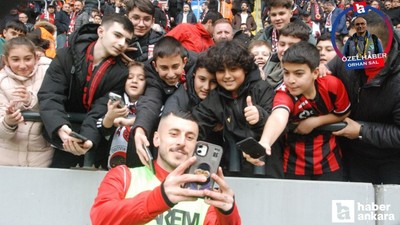 Metehan Mimaroğlu’na taraftar sevgisi!