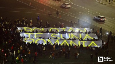 Romanya'da yargı reformu için halk meydanlara döküldü