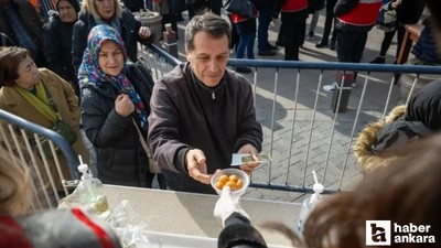 CHP Ankara İl Başkanlığı, Durbay için lokma dağıttı.