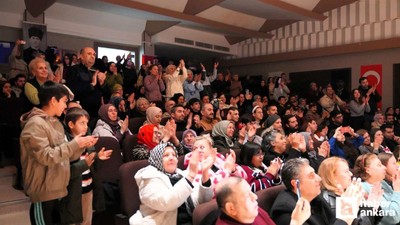 Deliler Koğuşu, Keçiören'de izleyenlerin yüreğine dokundu!