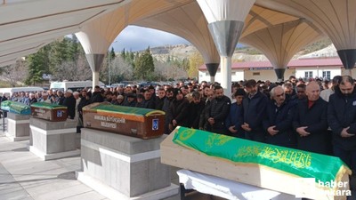 Beypazarı'ndaki trafik kazasında hayatını kaybeden aile defnedildi