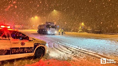 Bolu Dağı'nda Ankara istikametinde ağır tonajlı araçların geçişine izin verilmiyor