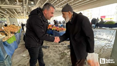 Pursaklar Belediye Başkanı Ertuğrul Çetin vatandaşlarla iç içe olmayı sürdürüyor