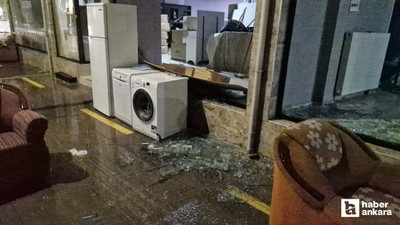 Kuvvetli rüzgar Çorum ve Kırıkkale'de maddi hasarlara neden oldu