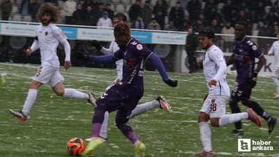 Mame Diouf yıldızlaştı, Keçiörengücü’nden kar altında 5 gol