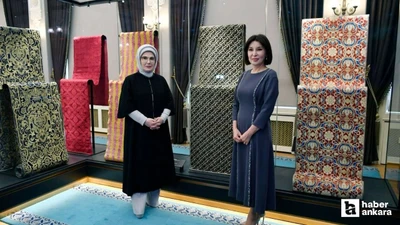 Liderlerin eşleri Ankara Palas Müzesi'ni ziyaret ederek bilgi aldılar
