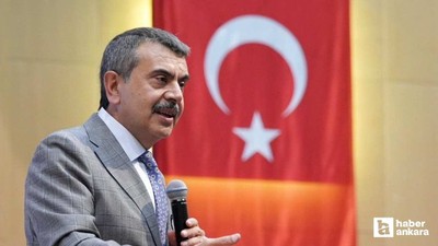Bakan Yusuf Tekin: Öğrencilerimiz okullarını Türk bayrağımızla donatacak