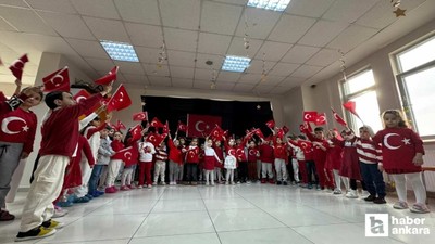 Nezaket Okulları'nda Bayrak Sevgisi etkinliği düzenlendi