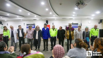 Etimesgut Belediyesi Emekli Tiyatrosu'ndan moral dolu buluşma!