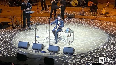 Selçuk Balcı, CSO Ada Ankara'da sahne alıp hayranlarıyla buluştu
