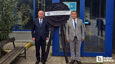 Ankara'da yaşanan olayın ardından Muğla'da TÜVTÜRK'e siyah çelenk