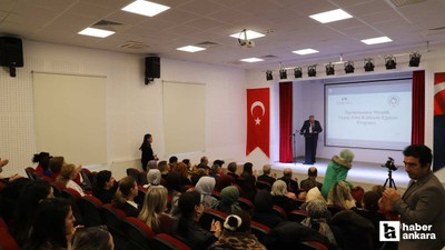 Gölbaşı'nda öğretmenlere Yapay Zeka Kullanım Eğitimi verildi