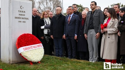 Özgür Özel, Baykal’ı vefatının 3’üncü yılında kabrinde andı!