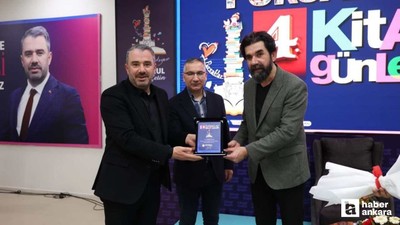 Pursaklar 4. Kitap Günleri'nde final Serdar Tuncer söyleşisiyle yapıldı