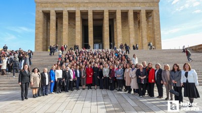 CHP Kadın Kolları'ndan Anıtkabir'e ziyaret!
