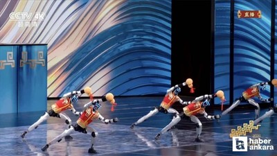 Çin'de insansı robotların kungfu performansı olay oldu