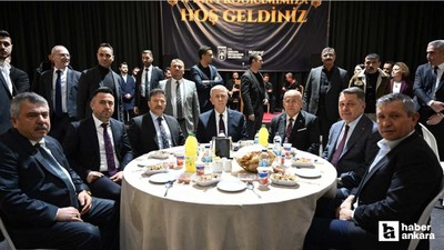 Başkan Mansur Yavaş, başkentin taksici esnafıyla iftarda buluştu