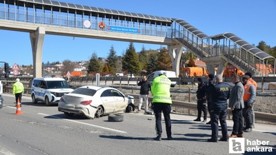 Kahramankazan'da kontrolden çıkan araç bariyerlere çarptı