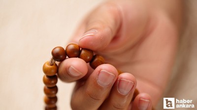 Tembelliğe ve işi ertelemeye karşı bu zikri her sabah 7 kez okuyun!