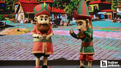 Beştepe Millet Sergi Salonu'nda Hacivat-Karagöz rüzgarı